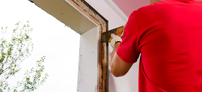 Residential Accordion Door Repair in New Smyrna Beach, FL