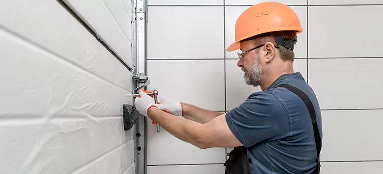 Garage Door Repair in New Smyrna Beach
